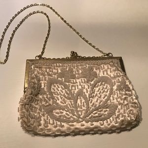 Vintage beaded clutch purse with chain